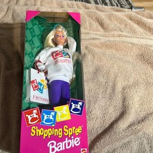 NIB - 1994 FAO Schwarz Shopping Spree Barbie
